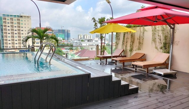 Studio Room near TK Avenue