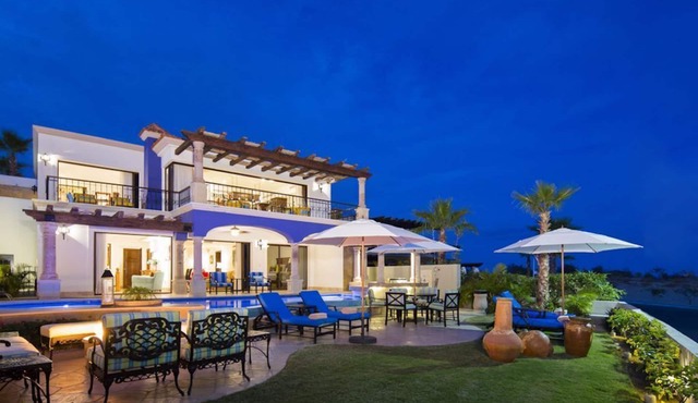 Stunning 4-BR Villa at Hacienda Encantada in Cabo! Christmas/New Years Week!