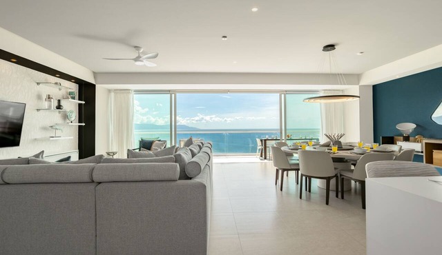Stunning Beach Front Condo in Peninsula Tower 1! 3BD Condo for rent in North Hot