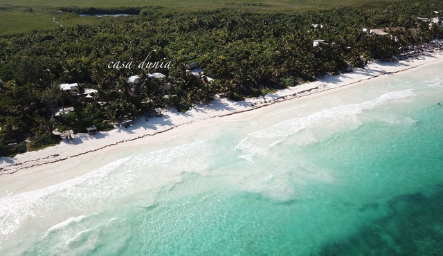 Stunning Beachfront Villa, Amazing Views, Ideal Location, Great for Families