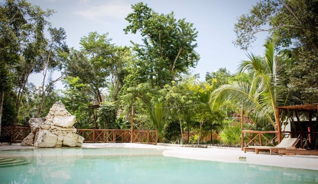 Stunning jungle retreat, Riviera Maya, secluded Cenote near Playa & Tulum.