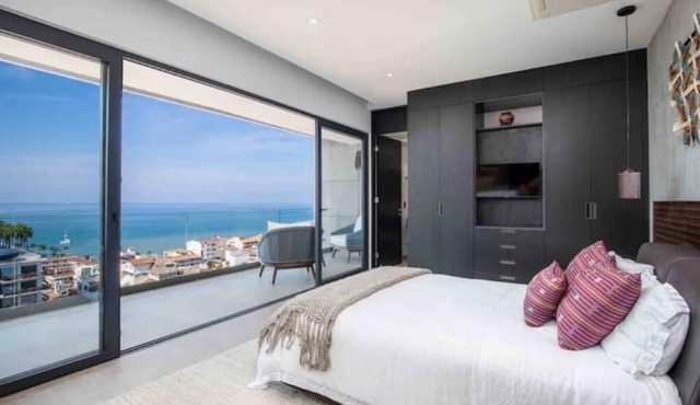 Stunning, Luxury Puerto Vallarta Penthouse in Romantic Zone with 3 bedrooms
