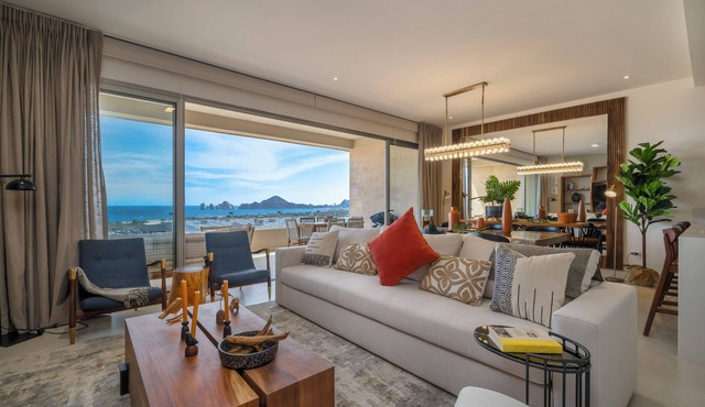 Stunning New Luxury Condo with Breathtaking Ocean Views
