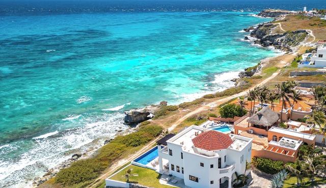 Stunning, new, unique, Caribbean front property in Punta Sur - Casa Carey!