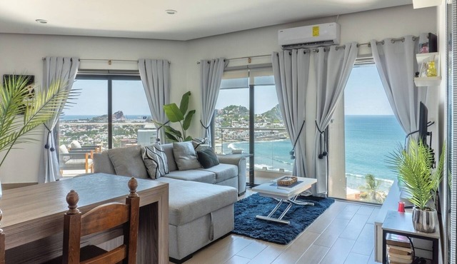 Stunning Ocean View Apartment with Private Terrace