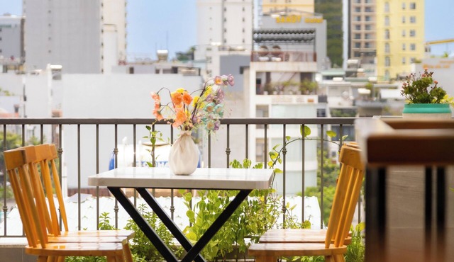 Stylish Villa Near Beach - Terrace & BBQ Garden - Central spot