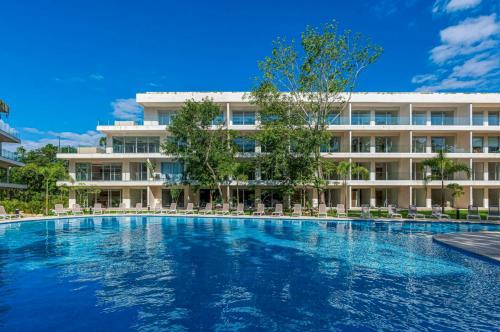 SUITE con Terraza Privada y Diseño Moderno