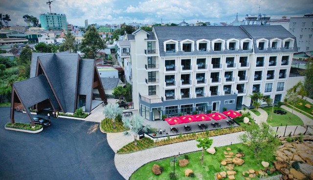 Sunflower Hotel & Resort