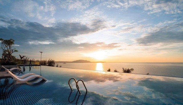 Sunrise Oceanfront Mui Ne - V Ruby