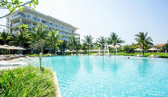 Sunshine Apartment Near The Beach