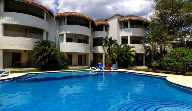 Superb location. Brand new condo. Close to beach and shopping!