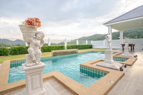 Supreme Private Villa with 4 Bedrooms and Nice Pool