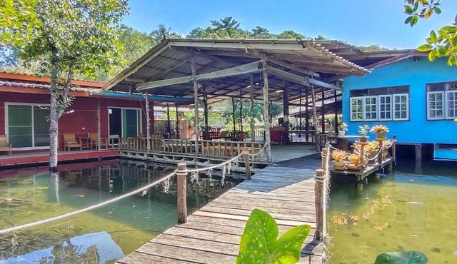 TA YAI HOMESTAY (ตา ยาย โฮมสเตย์)