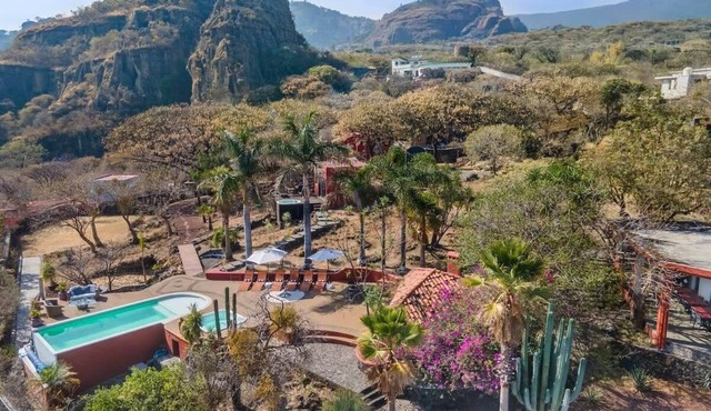 Tepoztlán — Private 5-Casita Mountain Retreat