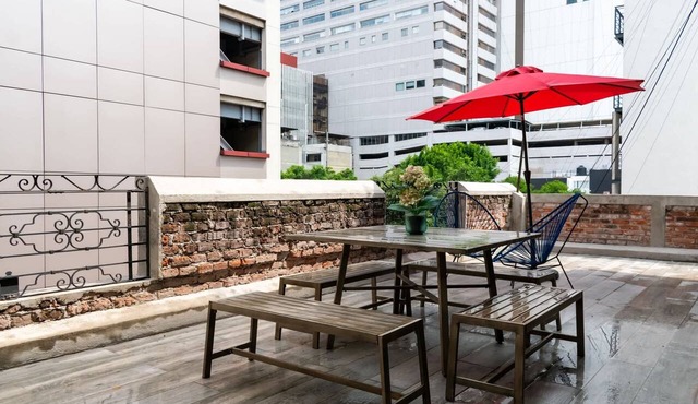 Terraza GRAN Ubicacion a una cuadra del Angel