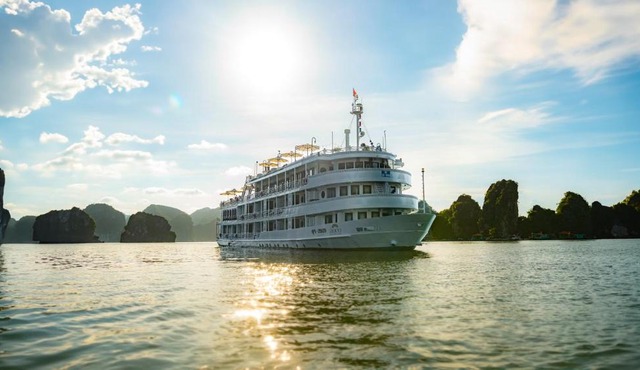The Au Co Cruise - Managed by Bhaya Cruises