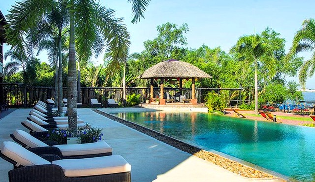 The Island Lodge