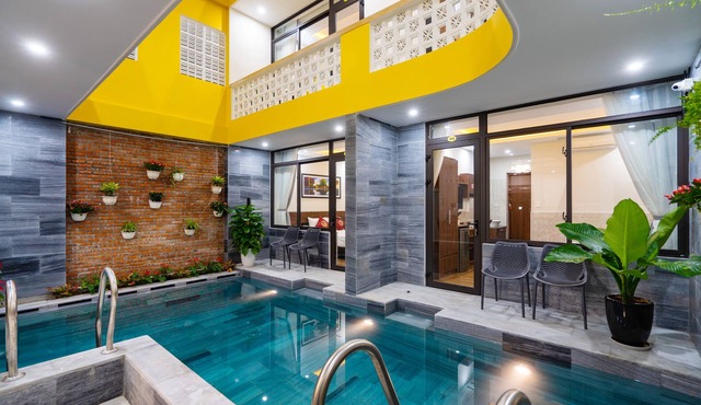 The Lit Villa