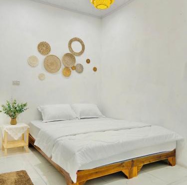 The Mountain Homestay & Cafe