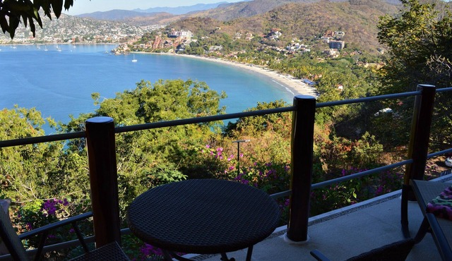The owners of sailing catamaran "Picante" bring you a slice of paradise