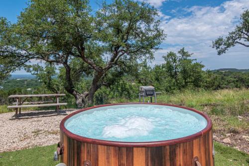 The Perch- Texas Tiny Haus with amazing views