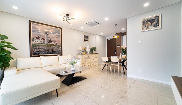 The Silver Vinh Hoi Apartment
