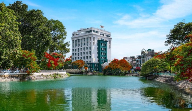 The Tray Hotel Hai Phong