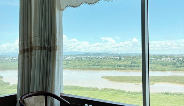 Thien An Riverside Hotel
