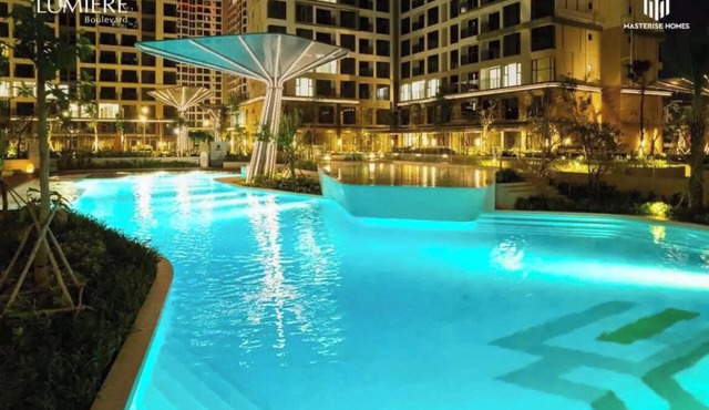 This stylish place to stay is perfect for business or couple, friendship trips.