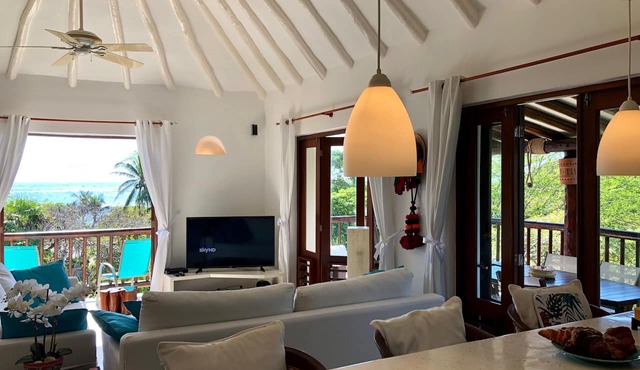 TOP OF THE WORLD – Villas Arqueológicas Playacar Fase 1