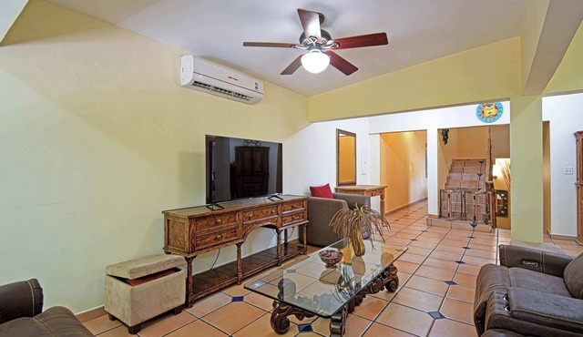 Traditional apartment 2 blocks from the boardwalk