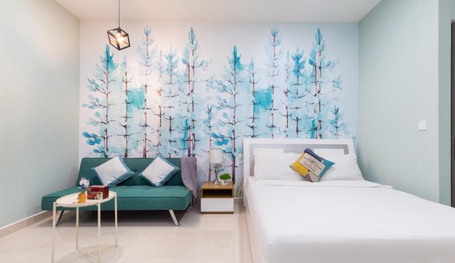 TRESOR POOL AND GYM, LE BLEU DE SAIGON