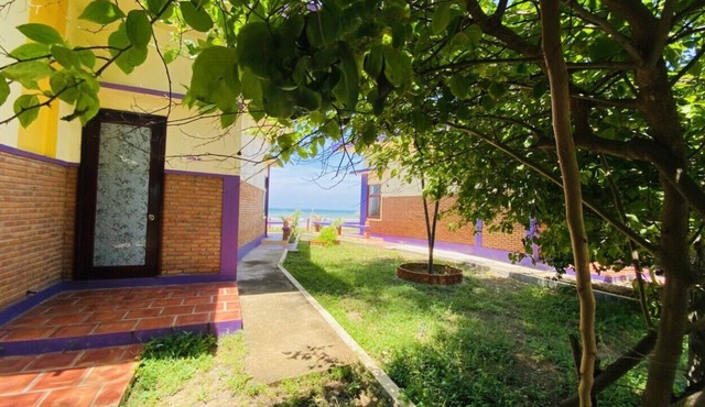 TRINITAS DU PARC - Hotels & Resorts