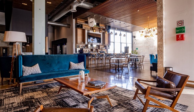 TRYP by Wyndham San Luis Potosi Hotel & Suites