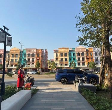 Tuấn Tú Homestay - Vinhomes Ocean Park 2