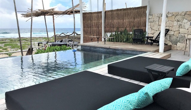 Tulum Villa Kiin - Views, Rooftop Jacuzi, Pools + Daily Cleaning
