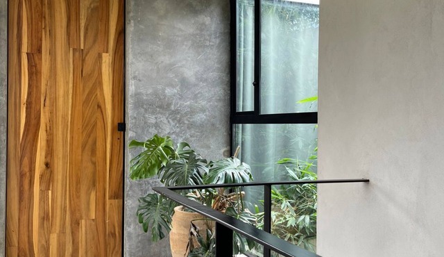 Unique experience in 6-bedroom art house with private pool and zen garden