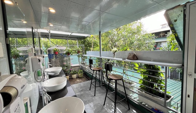 Urban Slumber Hostel
