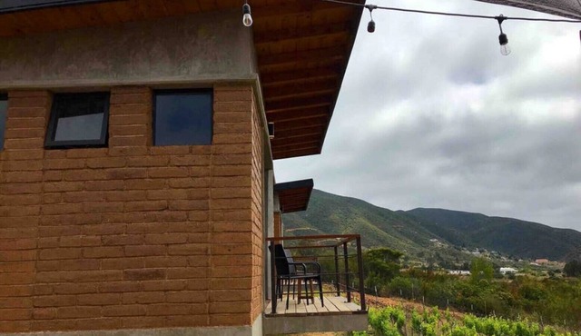 UvaUva 2 | Eco-retreat. King size bed/balcony