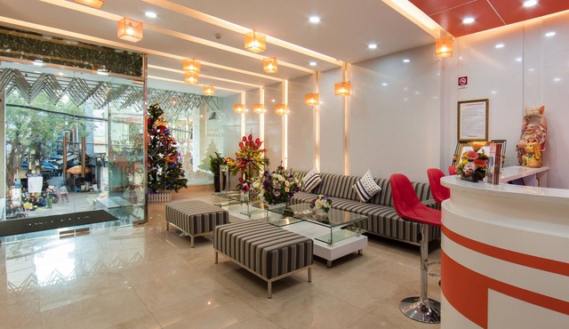Van Mieu Hotel