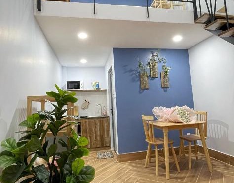 Vania House