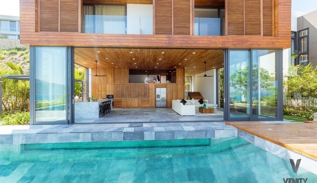 Venity Chill - Timber SeaView Villa