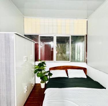 Viet Stay Pho Chua Lang 2 - Campus View Home