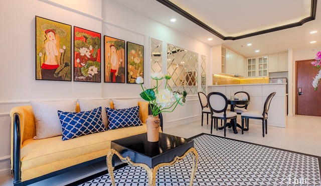 Vietnamese Indochine Apartment 2BRs - 5 minutes drive to the heart of Saigon