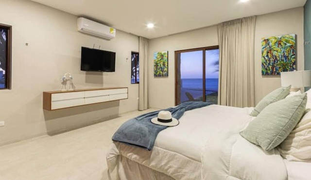 VILLA KUXTAL, OCEANFRONT