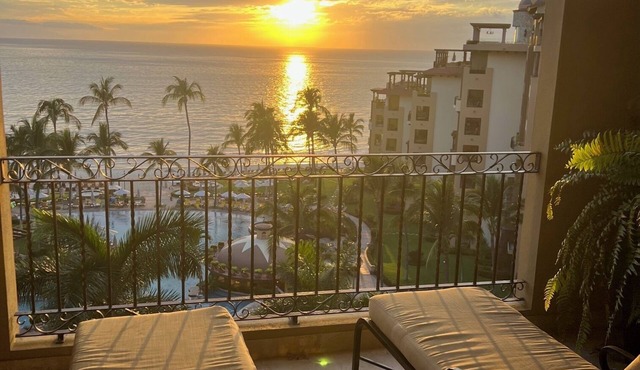 Villa La Estancia - 5-Star Luxury Resort - 7th Floor Villa with Incredible View