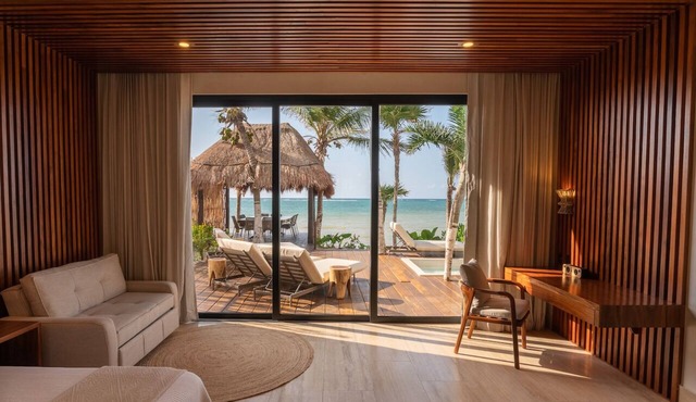 Villa TuluMar –Private Full-Service Luxury Beachfront Villa