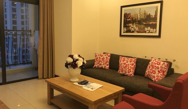 VINHOMES ROYAL CITY HANOI ♥ ROSY LUXURY 2 BR ^