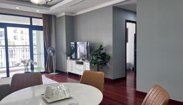 Vinhomes Royal City Luxury Apartment 3Br