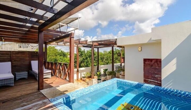VM: Nature Escape w/Private Pool